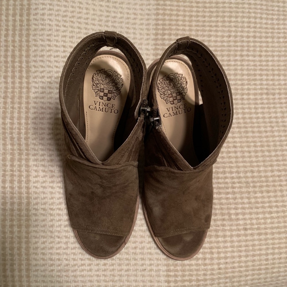 Vince Camuto Ankle Boots - Picture 5 of 6